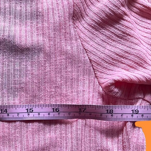 *SOLD* Divided by H&M Pink Oversized Shirt Open Back and  Bow Detail Size Small - Picture 5 of 8